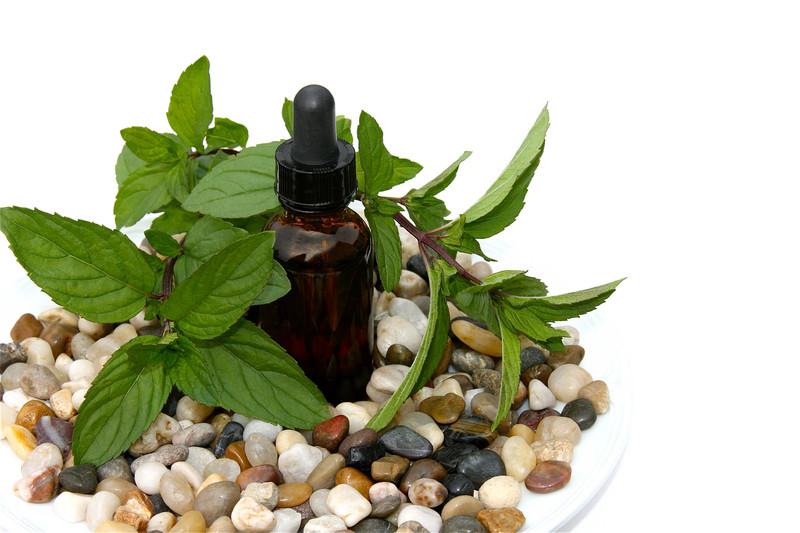 Organic Peppermint Oil Essential Oil (Food Grade)